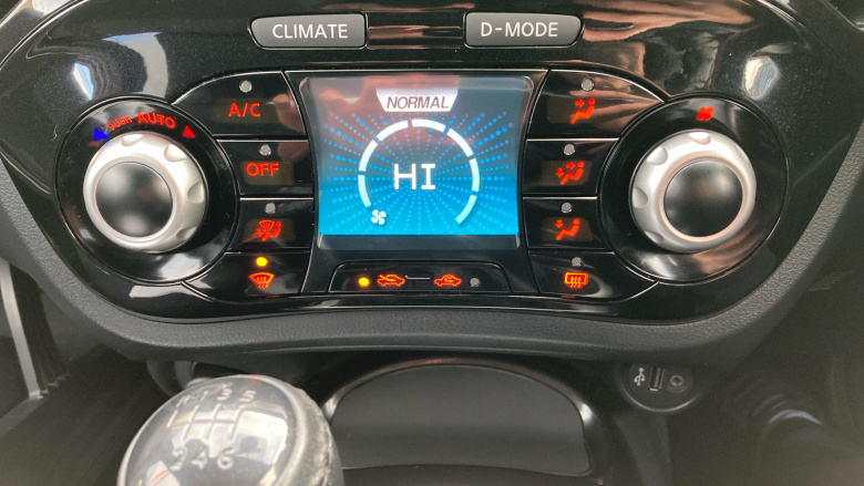 Nissan Juke 1.2 DiG-T N-Connecta 5dr Petrol Hatchback